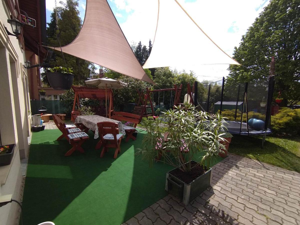 Liliána Vendégház Balatonfuzfo Exterior foto