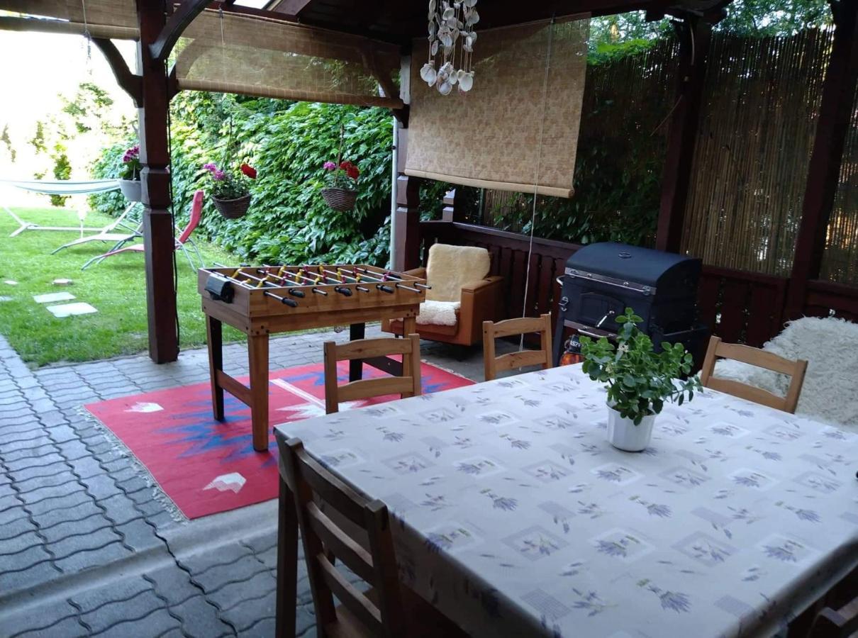 Liliána Vendégház Balatonfuzfo Exterior foto