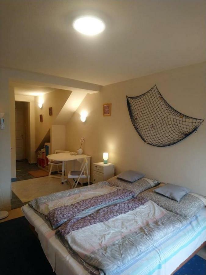 Liliána Vendégház Balatonfuzfo Exterior foto
