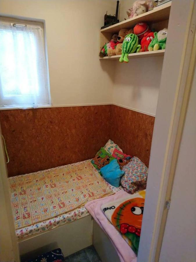 Liliána Vendégház Balatonfuzfo Exterior foto